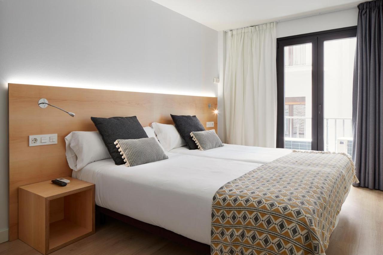 Hostal Arriazu Pamplona Exteriér fotografie