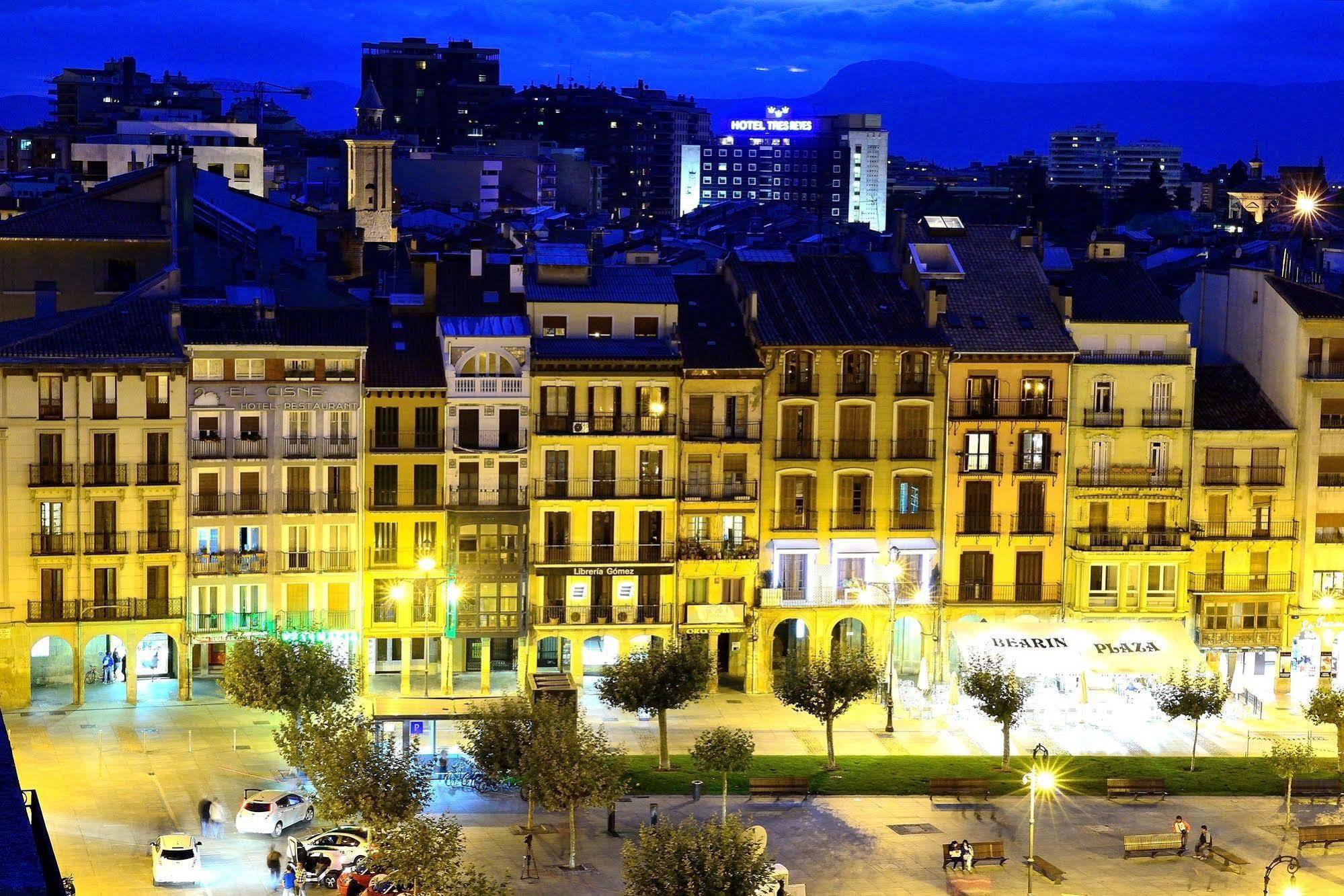 Hostal Arriazu Pamplona Exteriér fotografie